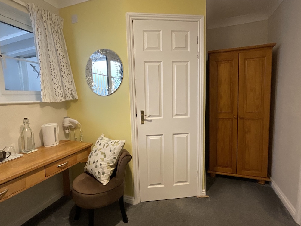 R1 Single En-suite Room photo 3