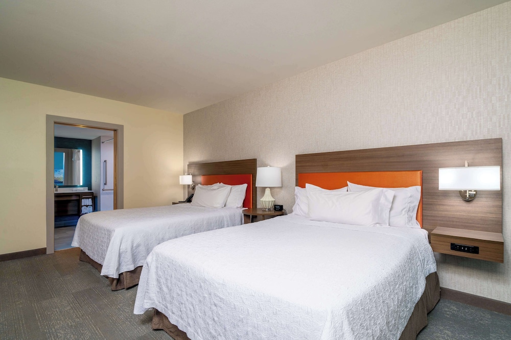 Suite, 2 Queen Beds, Accessible (Mobility & Hearing, Roll-In Shower) - Photo 1