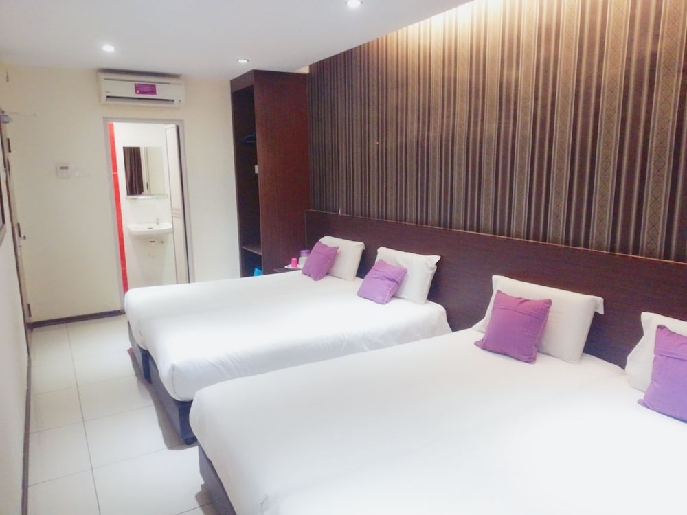 Family Suite, Multiple Beds photo 2