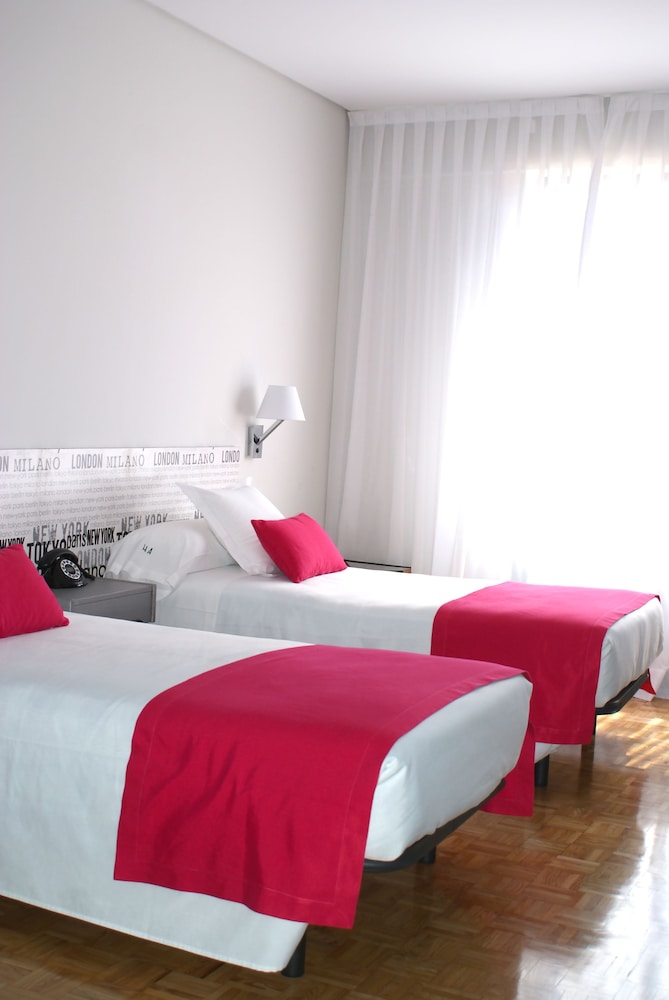 Superior Double Room - Photo 3