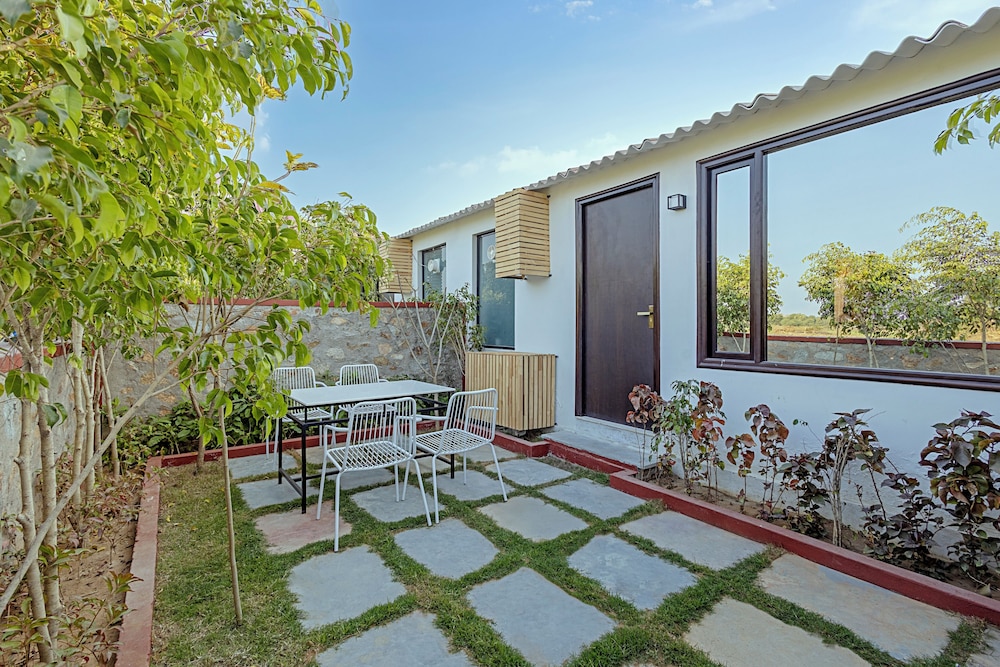 Villa with Private Courtyard