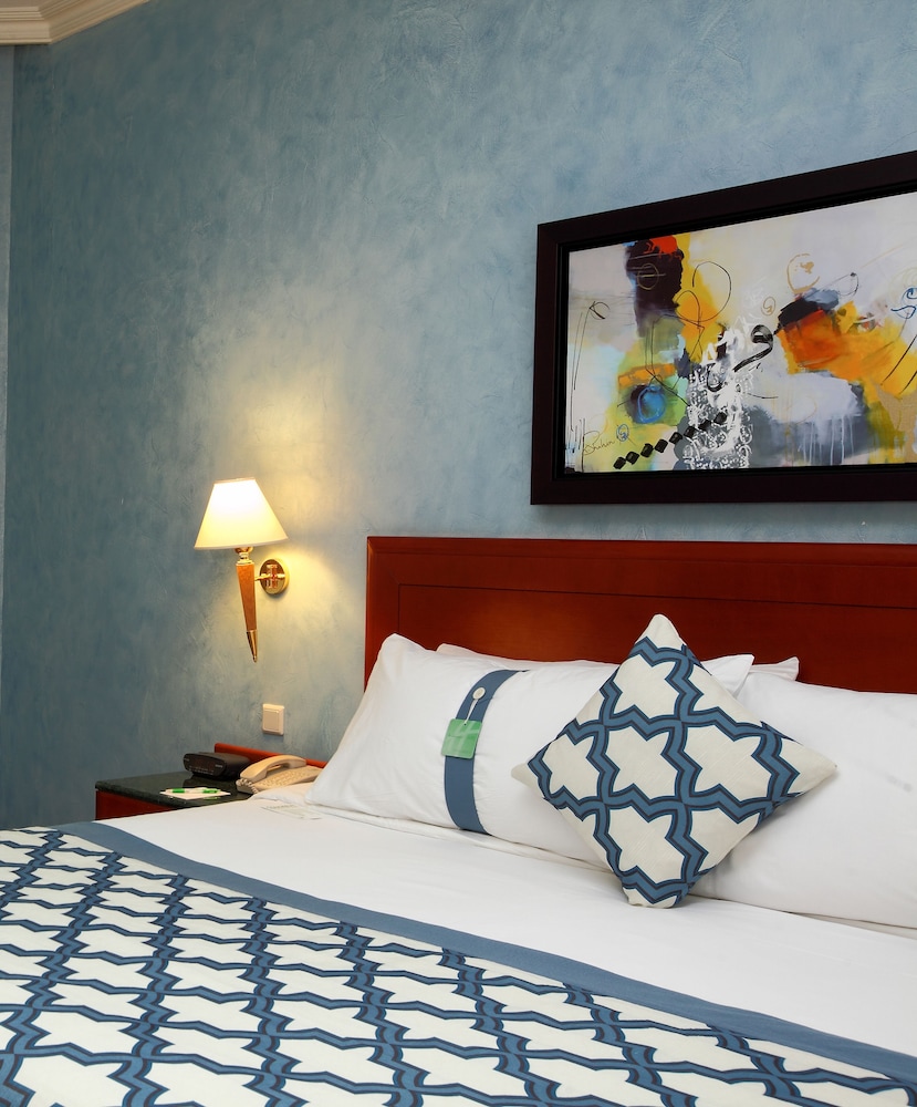 Standard Room, 1 Queen Bed, Accessible (Wheelchair) photo 1