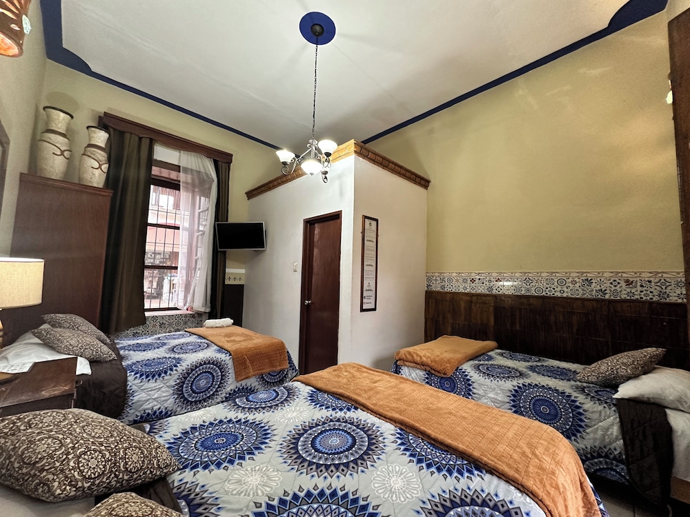 Classic Triple Room - Photo 2