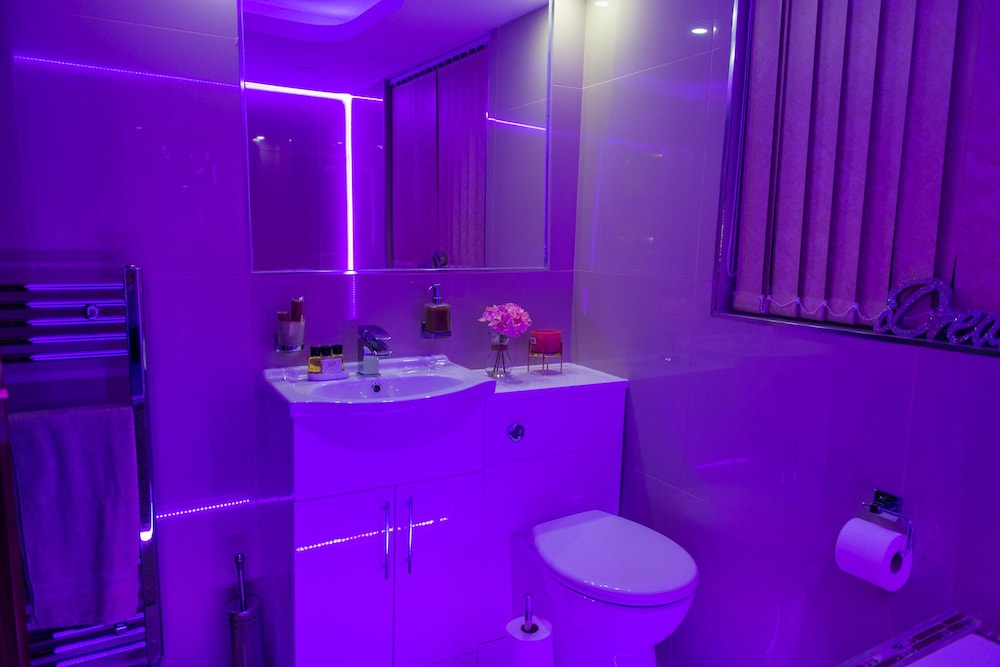 Apartment, Ensuite (Attic Flat) - Photo 19