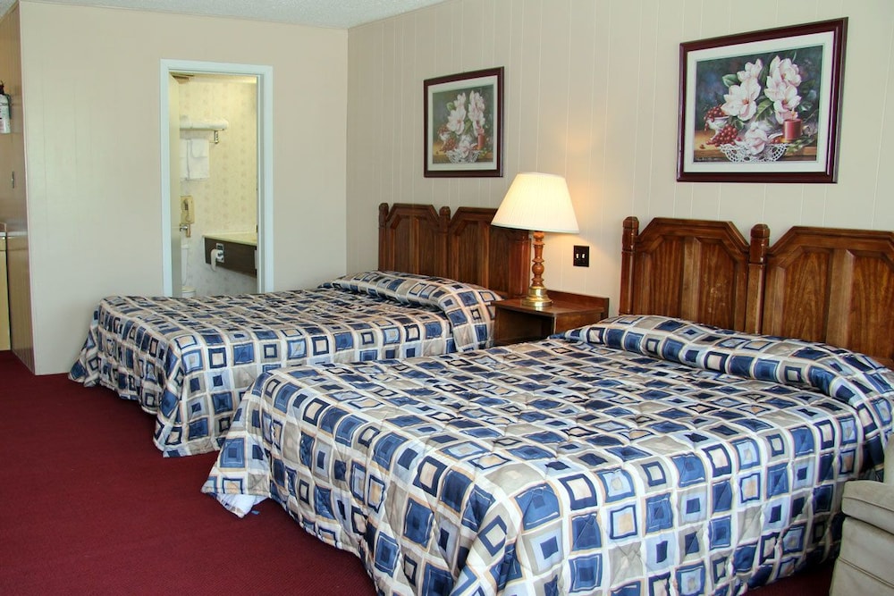 Standard Room, 2 Double Beds, Kitchenette