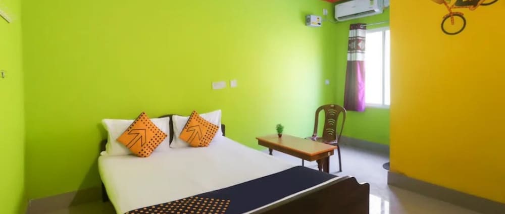 Deluxe Double Bed Room Non Ac - Photo 1