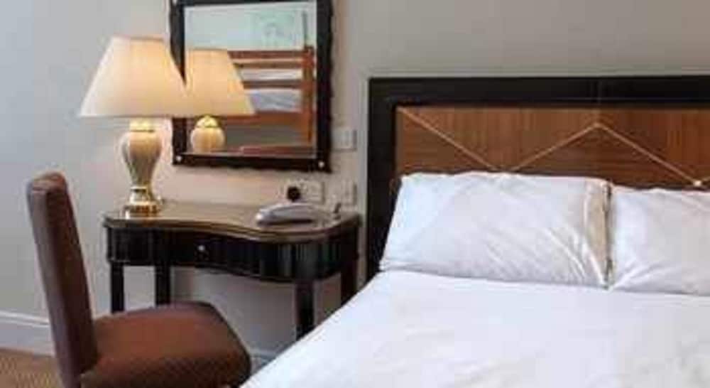 Double Room - Photo 6