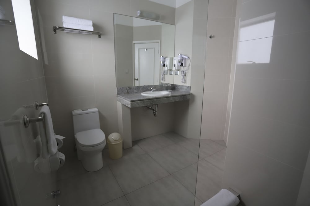 Traditional Room, 2 Twin Beds - Photo 8