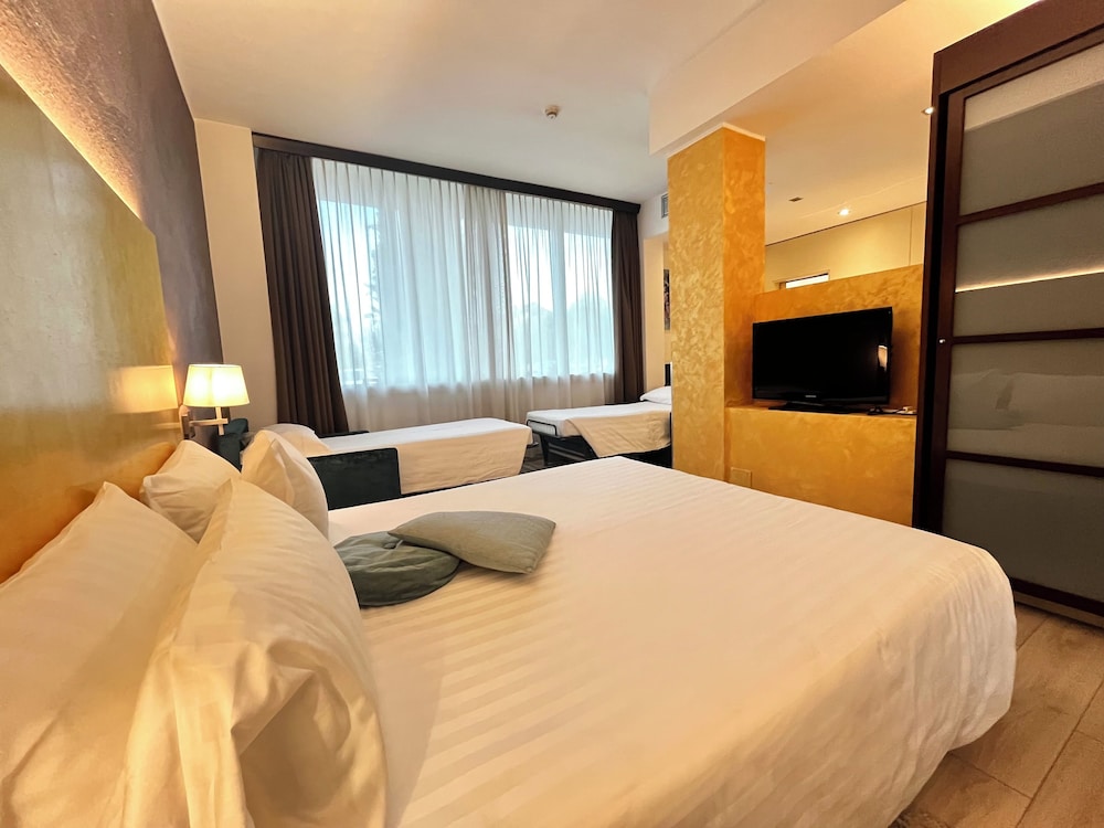 Family Quadruple Room