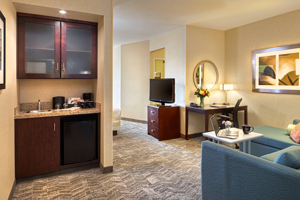 Suite, Multiple Beds - Photo 4