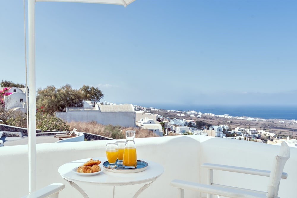 Signature Double Room (Sea or Pool View) - Photo 5