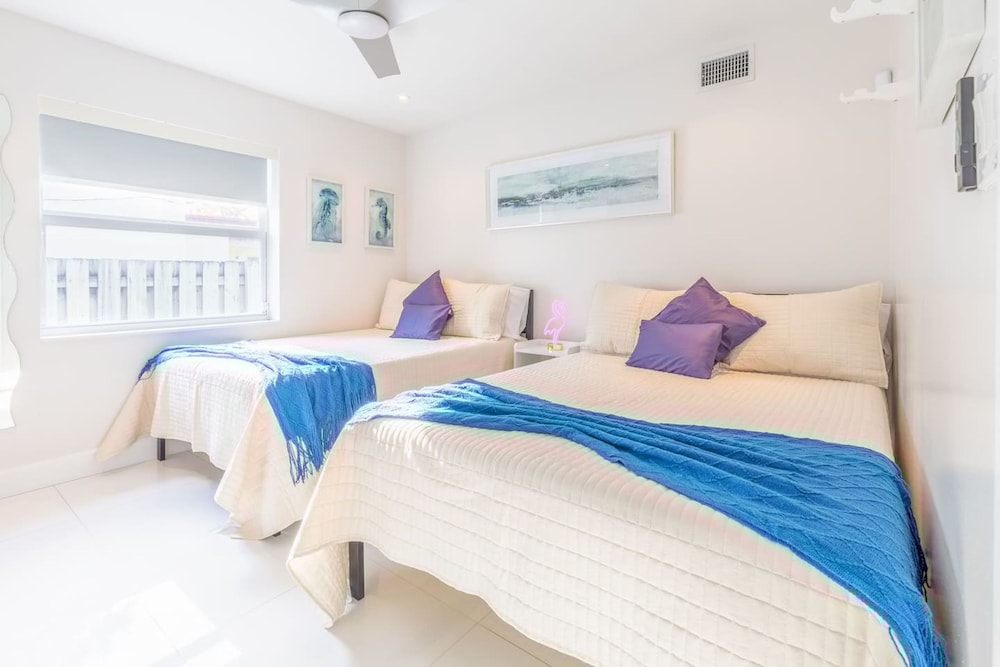 Beachside Bliss Luksus Privat Pool BBQ King Size Seng, Billede 3