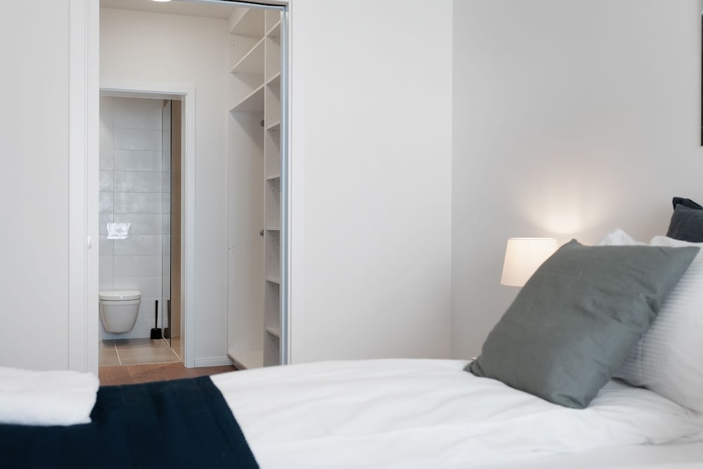 Premier Apartment, 2 Bedrooms, 2 Bathrooms photo 3