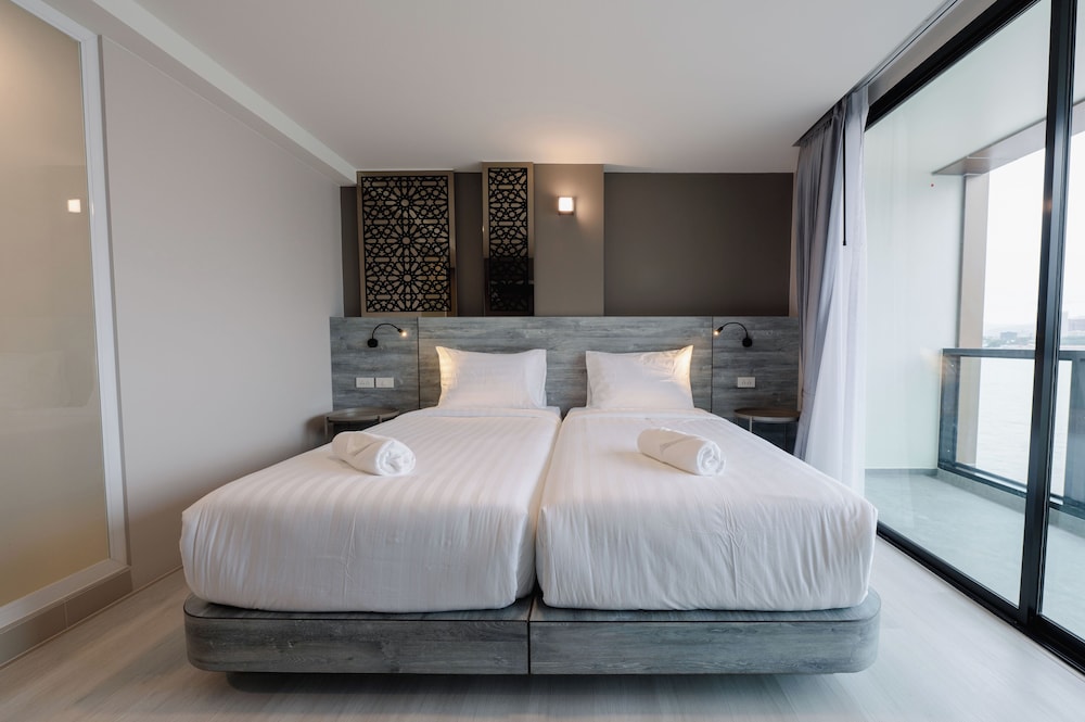 Standard Twin Room, River View - Photo 5