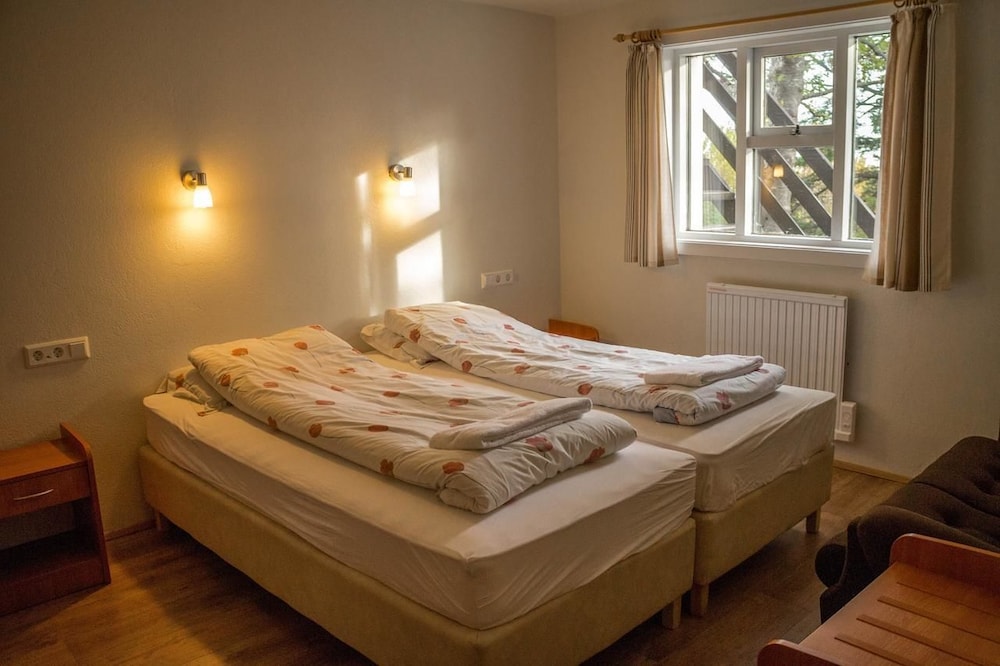 Twin Room, 2 Twin Beds, Non Smoking photo 1