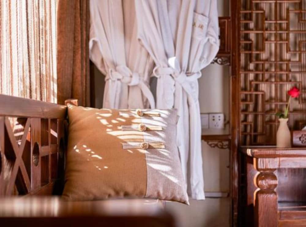 Deluxe Twin Room - Photo 3