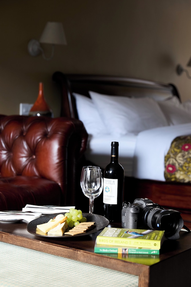 Executive Double Room, 1 King Bed, Private Bathroom photo 3
