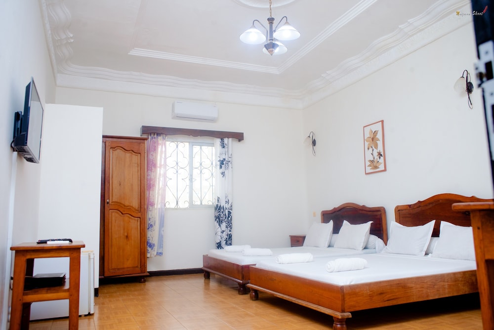 Basic Twin Room photo 2
