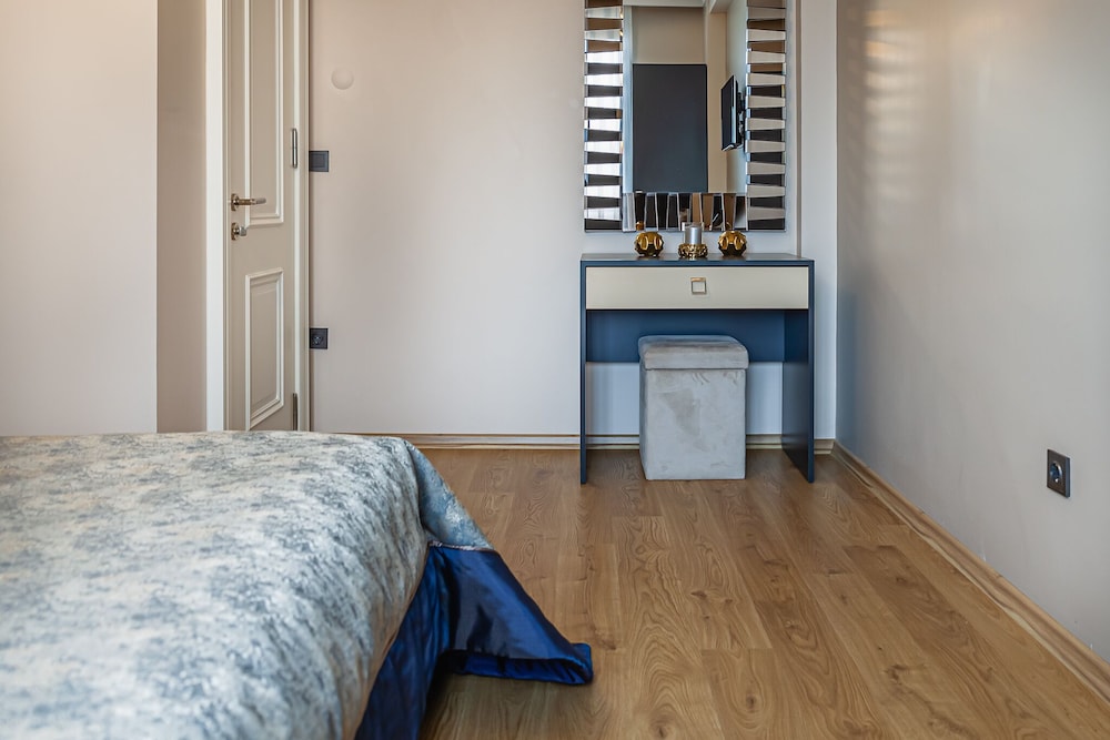 Apartment, Ground Floor photo 2