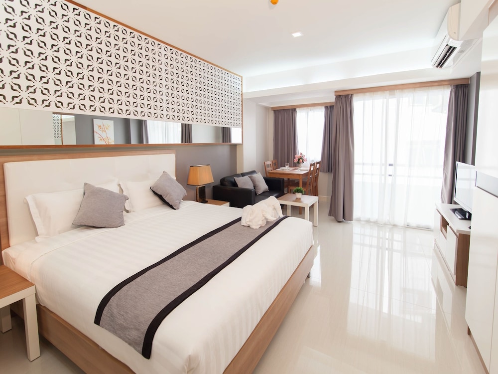 Superior Room, Balcony photo 1