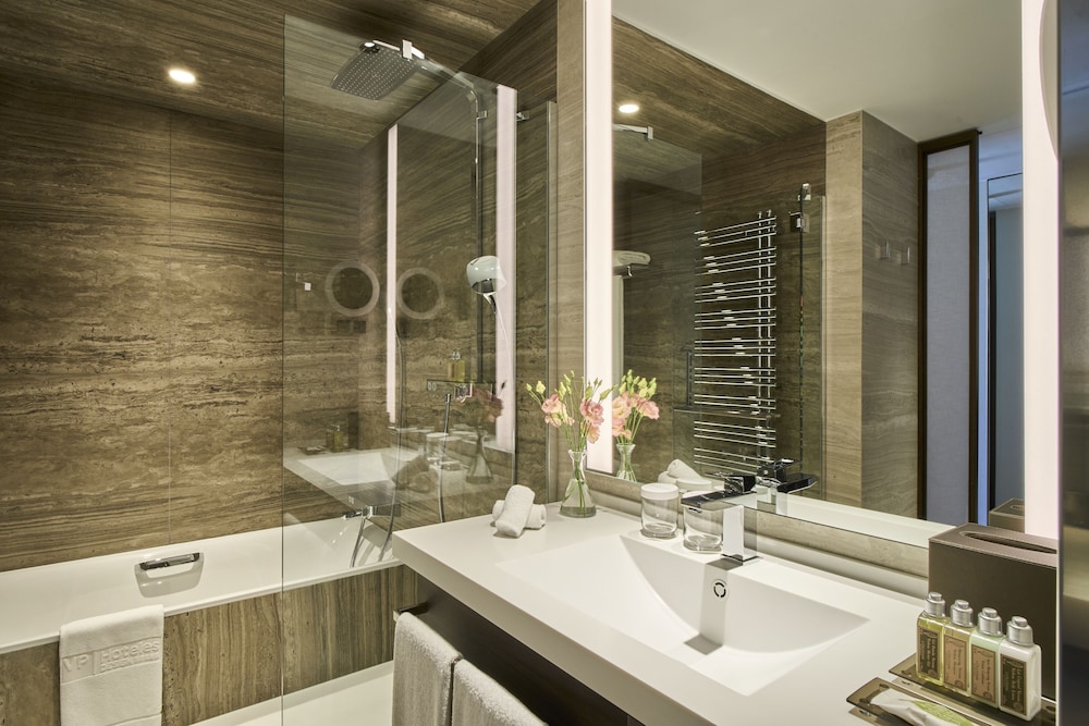 Superior Room - Photo 5