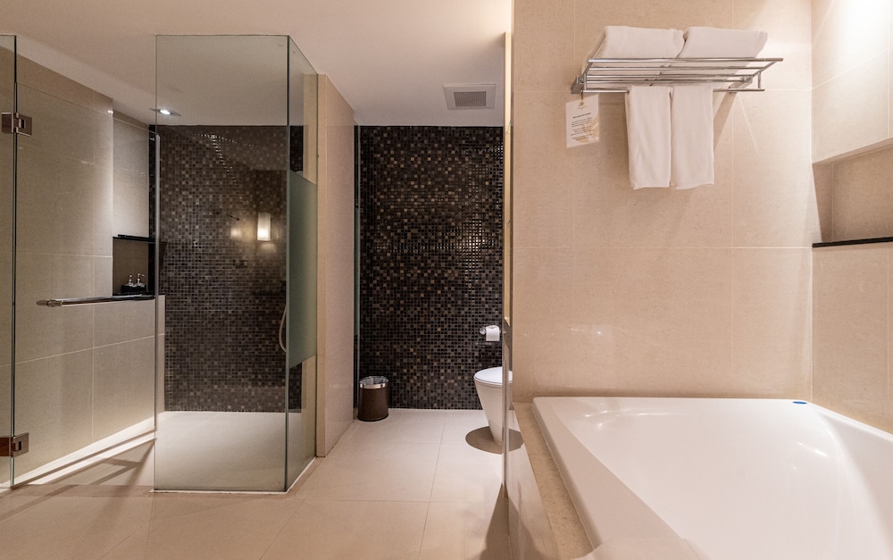 Grand Garden Suite - Free Suvarnabhumi Airport Transfer - Photo 25