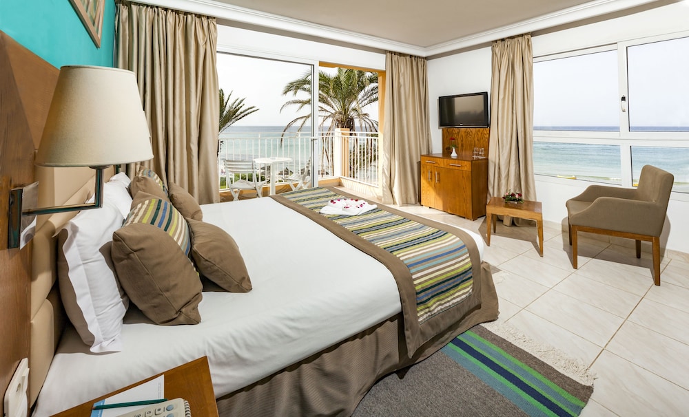 Standard Double Room, Garden View
