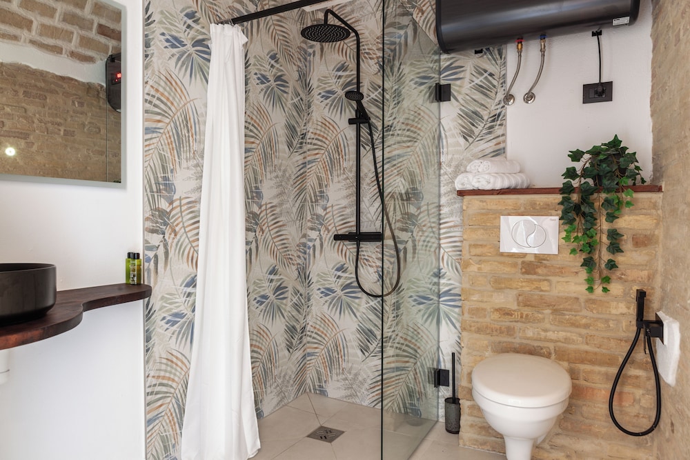 Family Double Room, Air conditioning, Vineyard View photo 3