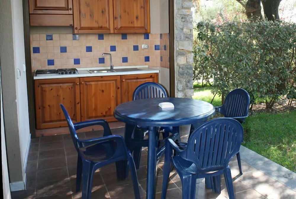 Economy Double Room, 1 Double Bed, Garden View (Tipo D8-2) photo 2