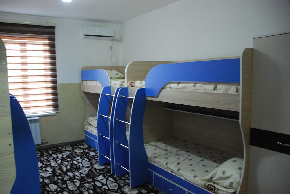 Shared Dormitory, Mixed Dorm (8 guests) photo 2