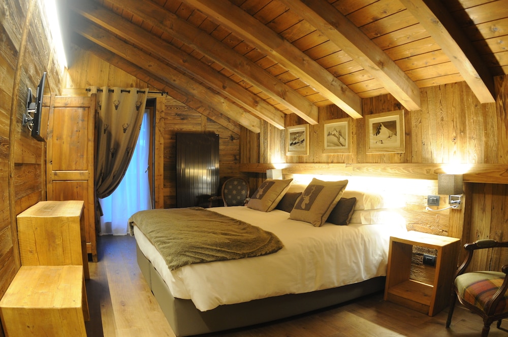 Romantic Double Room