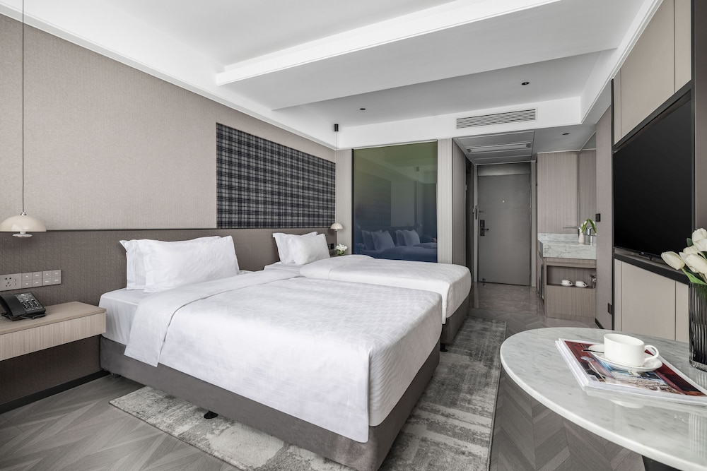 Deluxe Twin Room photo 3