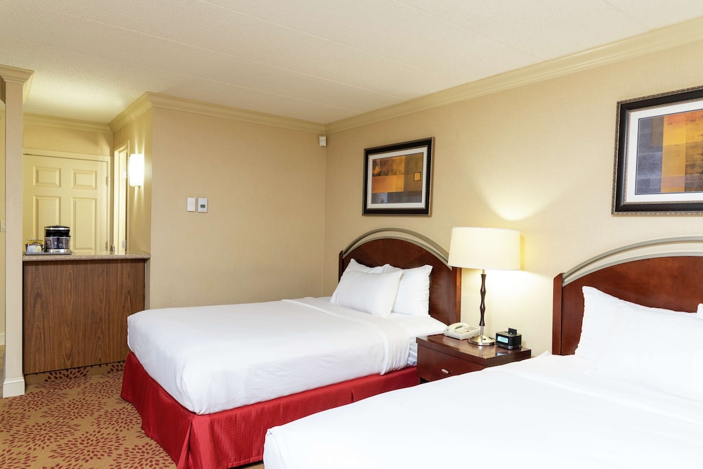 Room, 2 Queen Beds, Refrigerator - Photo 3