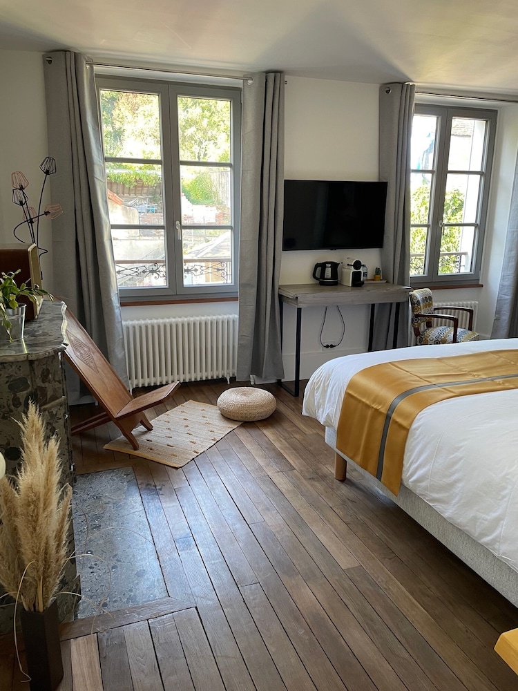 Deluxe Double Room, Courtyard View photo 1