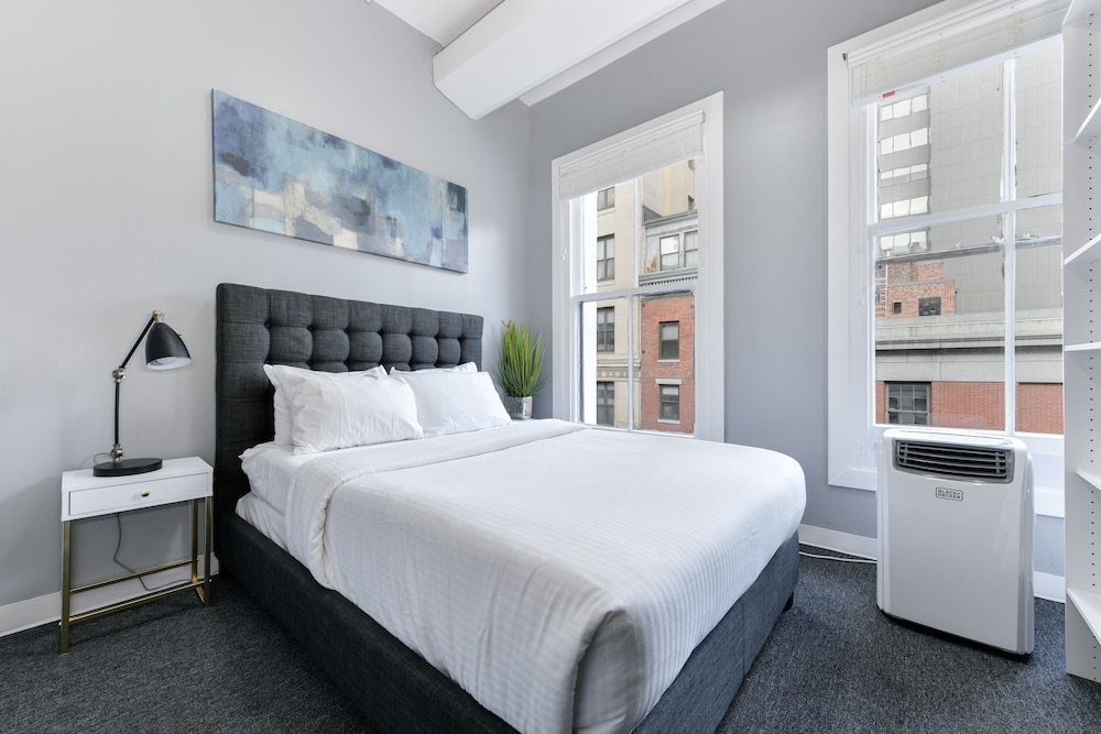 Deluxe Apartment - Photo 1