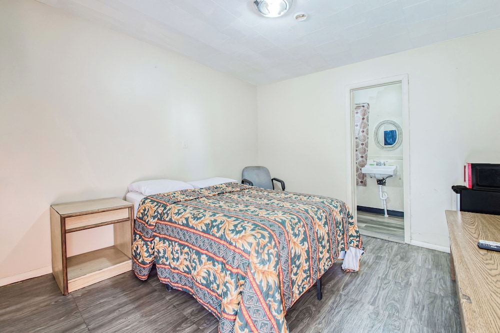 Room, 1 Double Bed, Smoking photo 3