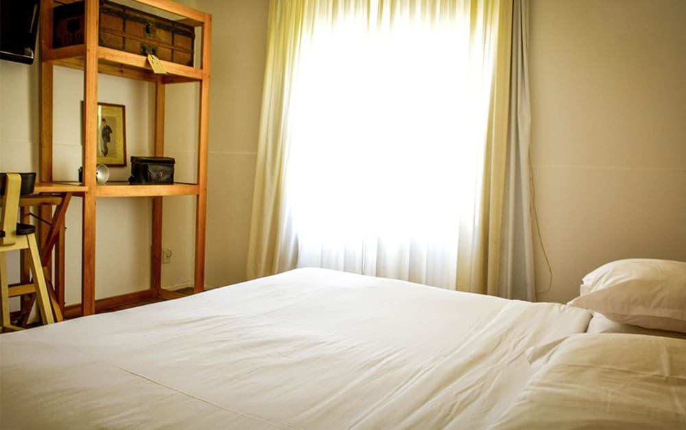 Superior Room, 1 Queen Bed - Photo 3