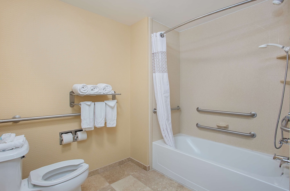 Room, 2 Queen Beds, Accessible, Non Smoking