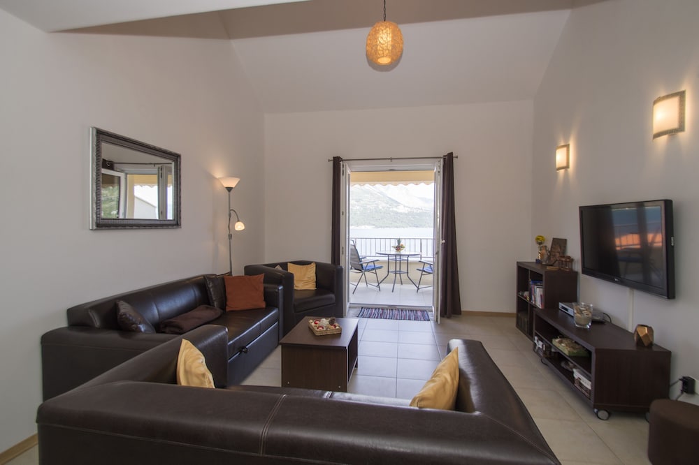 Apartment, Balcony