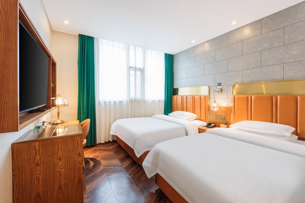 Elite Twin Room