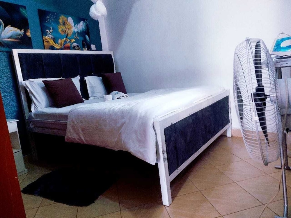 Deluxe Apartment, City View photo 2