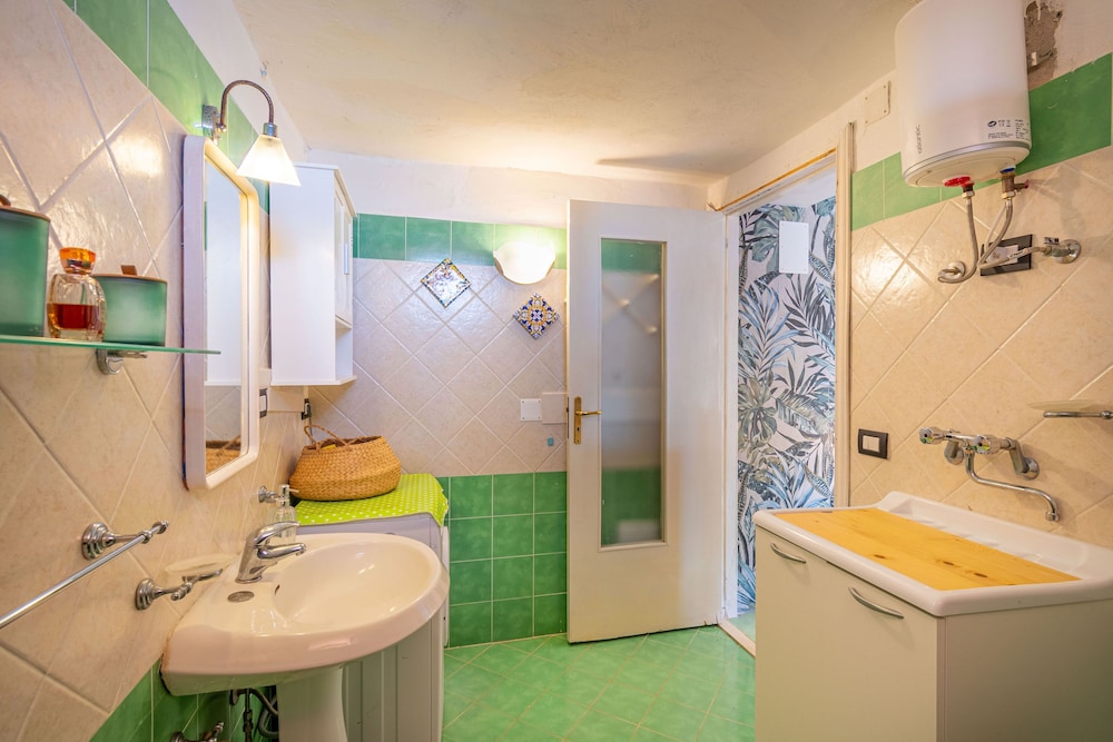 Family Apartment, 1 Bedroom (Cozy Apt With Beautiful Terrace Sea) photo 3