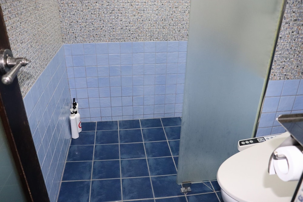 Standard Room - Photo 6