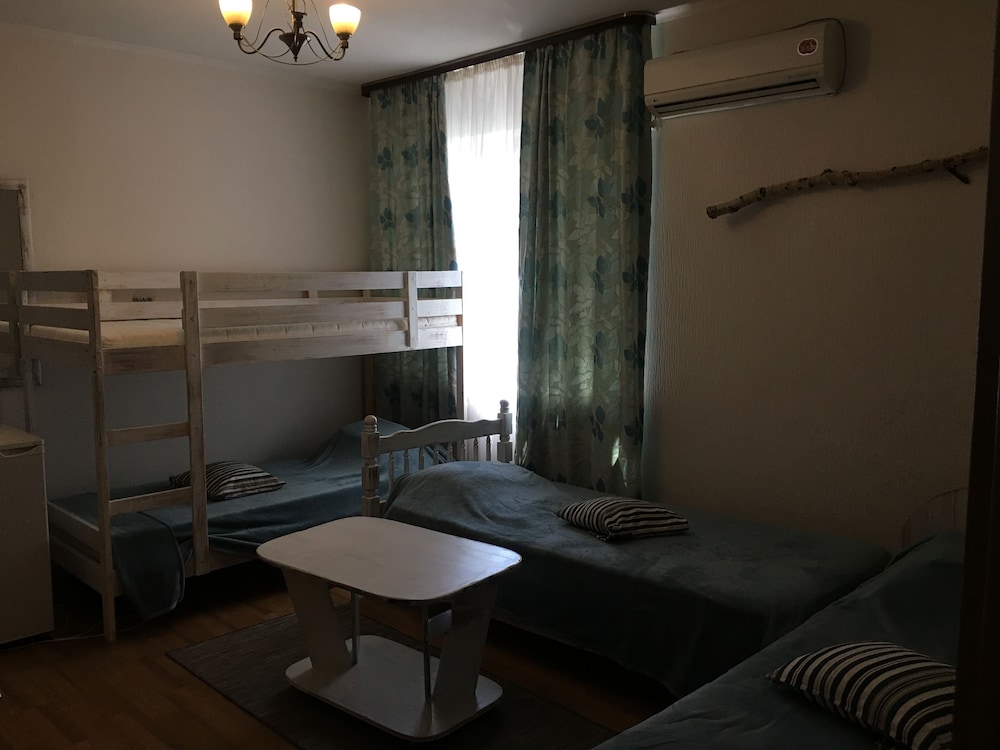 Comfort Triple Room, Private Bathroom photo 3