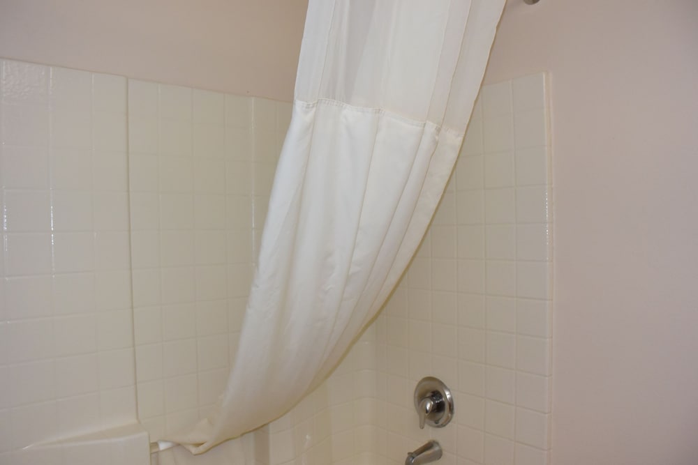 Standard Room, 1 Queen Bed - Photo 9