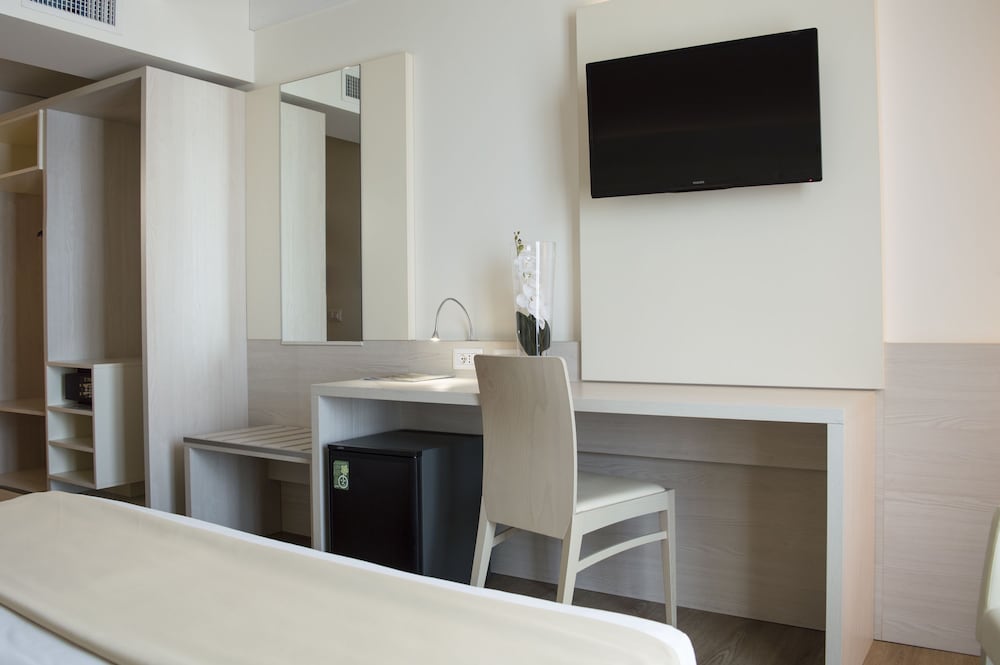 Superior Triple Room - Photo 2
