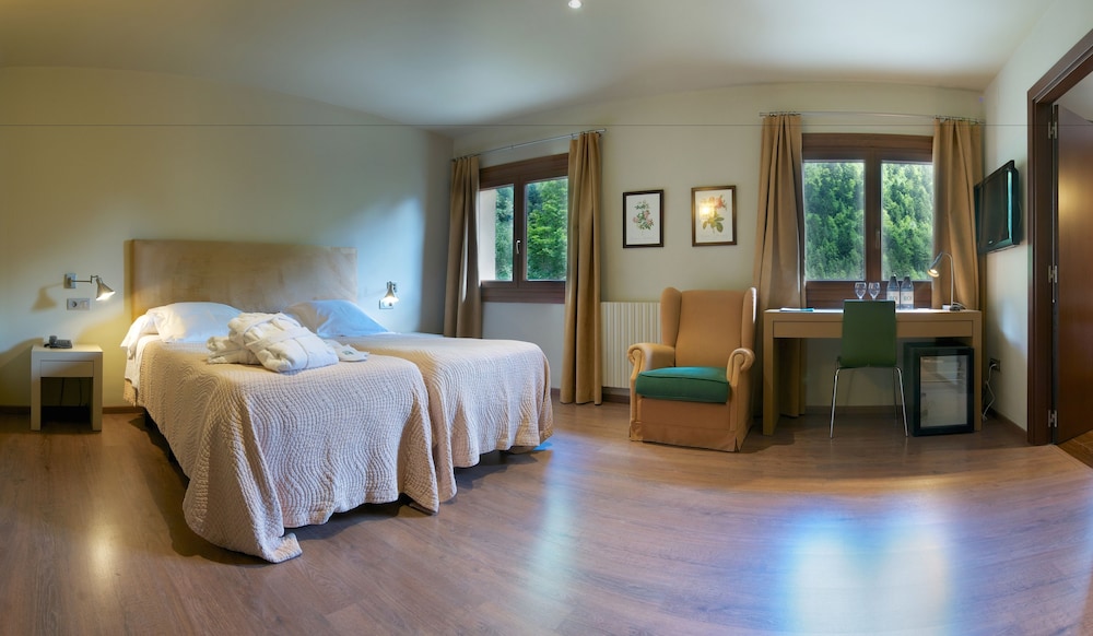 Superior Double Room - Photo 2