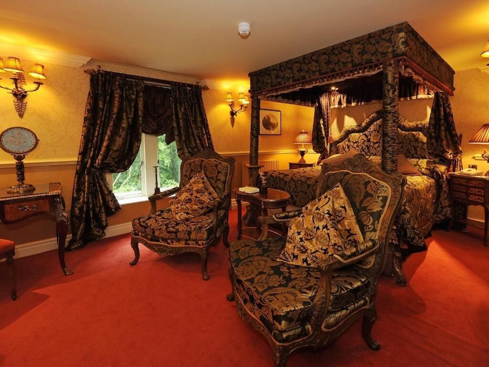 Courtyard Feature room - Photo 3