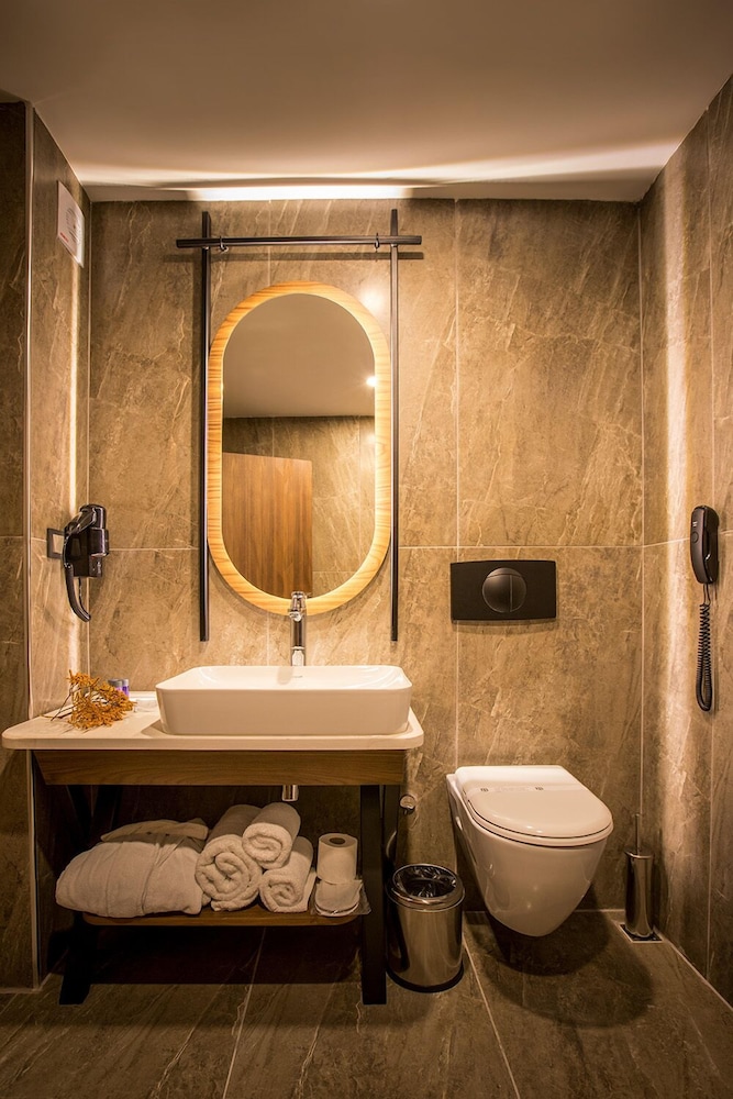 Standard Double Room, City View photo 2