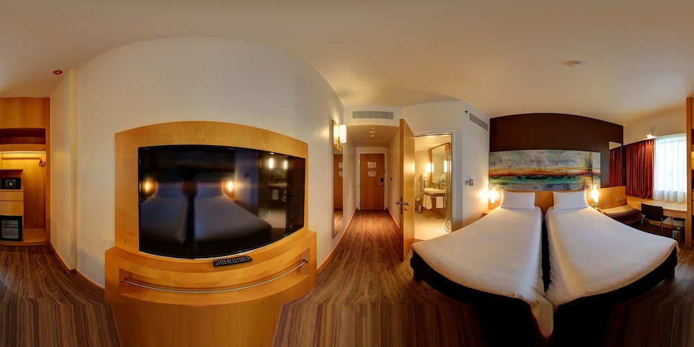 Premium Room, 2 Twin Beds, Accessible photo 3